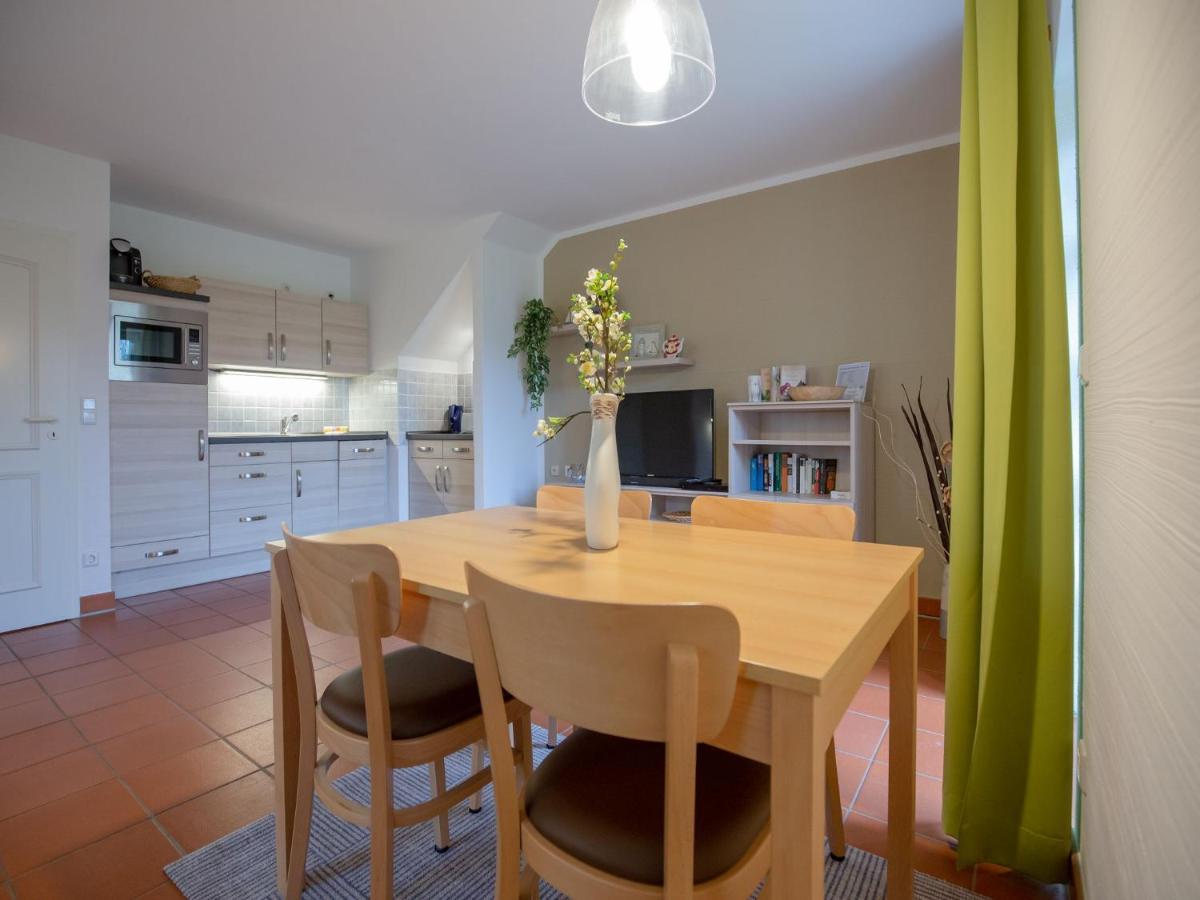 Feriendorf Rugana - Komfort Appartement Mit 1 Schlafzimmer Und Terrasse B52 Dranske Eksteriør bilde