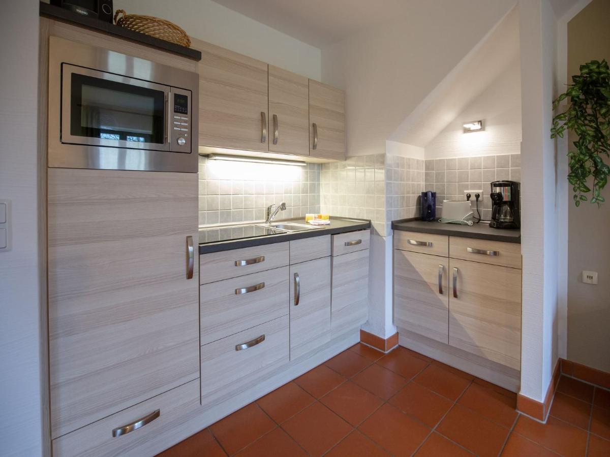 Feriendorf Rugana - Komfort Appartement Mit 1 Schlafzimmer Und Terrasse B52 Dranske Eksteriør bilde