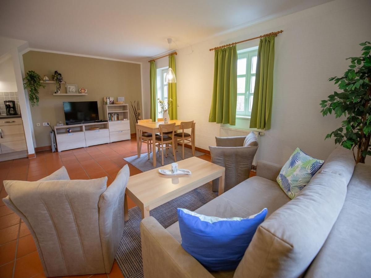 Feriendorf Rugana - Komfort Appartement Mit 1 Schlafzimmer Und Terrasse B52 Dranske Eksteriør bilde